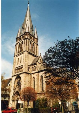 Martin-Luther-Kirche Detmold. - Ansicht von der Schülerstraße. - Turmfront