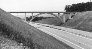 Überführung eines Feldwegs am Reisberg in km 539,276