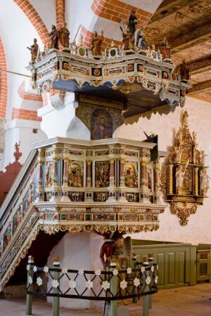 Deutschland. Niedersachsen. Cuxhaven. Luedingworth. Sankt Jacobi Kirche. Romanische Feldkirche. Bauerndom. Kanzel