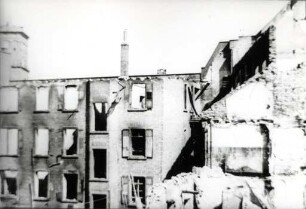 Zerstörungen Zweiter Weltkrieg. Unbekanntes Gebäude