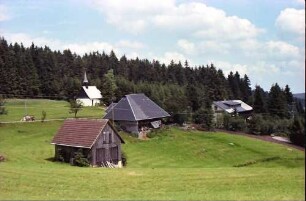 Brend: Bauernhaus und Martinskapelle an der Donauquelle