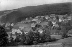 Blick zum Schulberg und Lorenz-Mühle