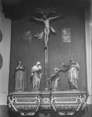 Epitaph Benedikt Pascha mit Kreuzigungsgruppe