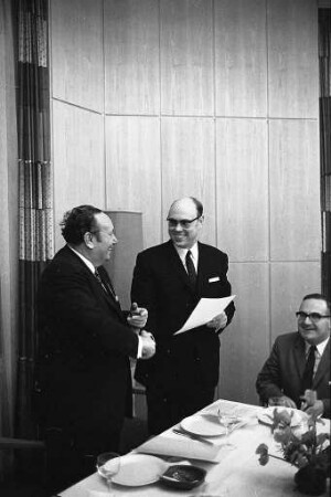Verpflichtung des neuen Stadtkämmerers Dr. Gerhard Seiler.