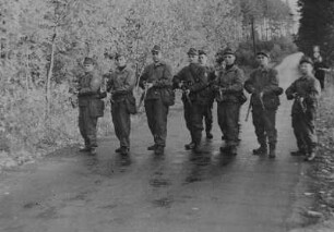 Übung der Kampfgruppen des Eisenwerks Erla : Übung der Kampfgruppen des Eisenwerks Erla