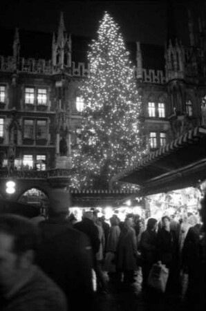 München: Münchner Christkindlmarkt, Marienplatz