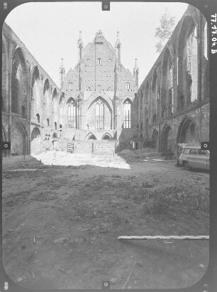 Neubrandenburg. Stadtkirche St. Marien. Inneres nach Osten