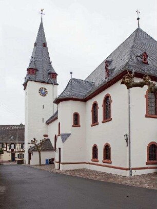 Kath. Pfarrkirche Mariä Himmelfahrt; Oestrich-Winkel, Zangerstraße 3