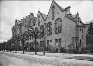 Wilhelm-Röpke-Haus & Ehemalige Universitätsbibliothek