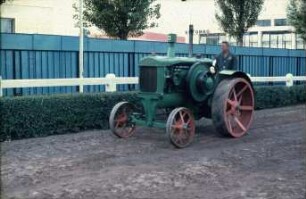 Fotografie: Traktor, Standardtraktor