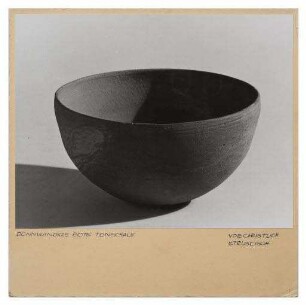Nr. 1 Dünnwandige rote Tonschale (Werkbundkiste Schalen und Teller, Bildtafel)