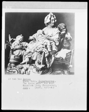 "La bonne mère"