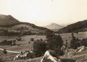 Randecker Maar mit Limburg (Schwäbische Alb)