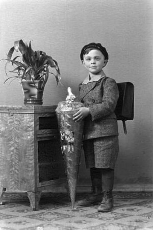 Roßwein. Schulanfänger der Familie Pabsch, Ostern 1937