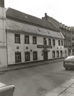 Hohenstein-Ernstthal, Pölitzstraße 16. Gasthaus "Haus Chemnitz" (1701/1800). Straßenansicht