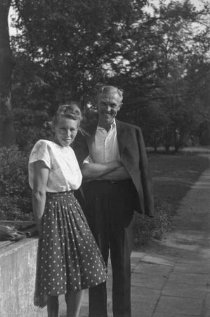 Perendi, Arnold