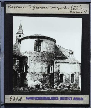 Ravenna, S. Giovanni Evangelista : Außenansicht von O