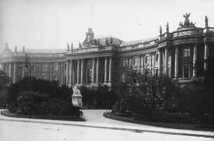 Berlin, Alte Bibliothek. Georg Christian Unger, Johann Boumann, Georg Friedrich Boumann