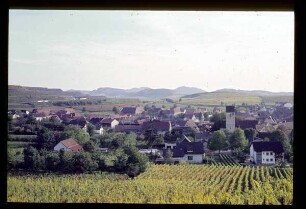 Blick auf Bischoffingen am Kaiserstuhl