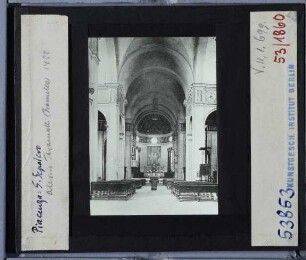 Piacenza, S. Sepolcro : Innenraumansicht zum Altar