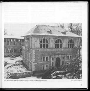 Das Murhardsche Bibliotheksgebäude um 1950