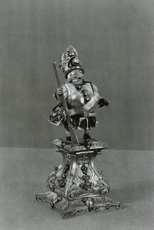 Groteskfigur: Zwerg als Grenadier