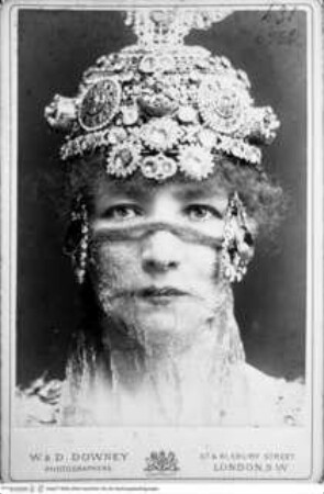 Portrait der Sarah Bernhardt