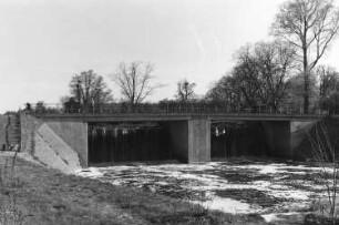 Boxberg/O.L.-Bärwalde. Blick zum Elektrizitätswerk