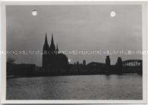Köln, Hohe Domkirche St. Petrus und Rhein