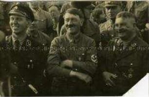 Adolf Hitler mit Julius Schaub und Ernst Röhm