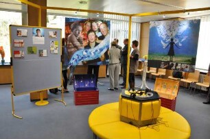 Ausstellung "Klang meines Körpers"