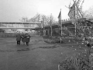 Blumenschau "251. Frühling in Karlsruhe" in der Nancyhalle.