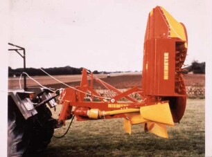 Fotografie: Erntetechnik, Mähwerk, Trommelmähwerk, Mähaufbereiter, Transport
