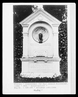 Grabdenkmal des Schriftstellers Karl Arnold Hillebrand