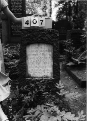 Grabstein 407