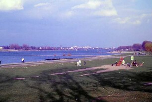 Köln: Rodenkirchen: Rhein