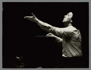 Vassily Sinaisky : Portrait des Dirigenten Vassily Sinaisky bei den Dresdner Musikfestspielen, Generalprobe im Kulturpalast Dresden