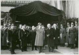 Ankunft des iranischen Kaiserpaares in Bonn