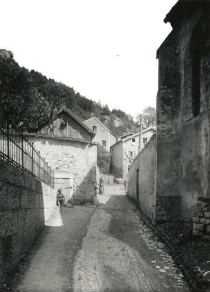 Eichstätt, Gasse : Eichstätt. Gasse an der Walpurgiskirche