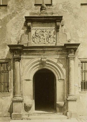 Frauenstein, Schloss, Hauptportal