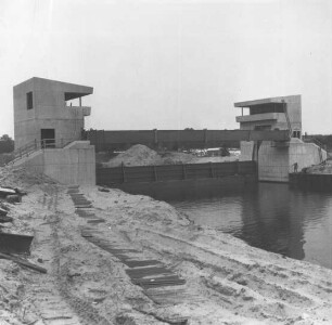 Neues Sperrtor Hanekenfähr/Dortmund-Ems-Kanal