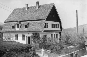 Haus : Wohnhaus, vermutlich in Lam