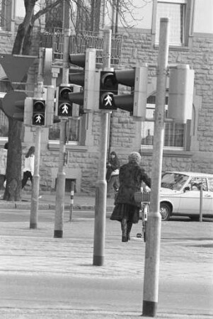 Diskussion um die Stillegung von Ampel-Signalanlagen im Stadtgebiet von Karlsruhe während der Nachtstunden