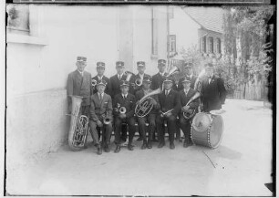 Musikkapellen; Unbekannte Musikgruppe