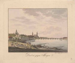 Stadtansicht von Dresden, Blick von der Schiffsanlegestelle am linken Elbufer nach Südwesten auf die Altstadt, die Augustusbrücke und Teile der Neustadt, im Vordergrund Arbeiter mit Booten an der Elbe
