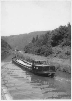 Frachtschiff Oberkanal Schleuse Kalkofen