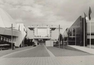 Hannover. Weltausstellung. Monegassischer Pavillon (1995/2000, H. F. Degraeuwe). Haupteingang
