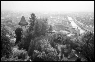 Graz: vom Schlossberg auf Uhrturm und Mur