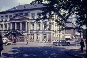 Rathaus am Marktplatz, Detmold; farbig