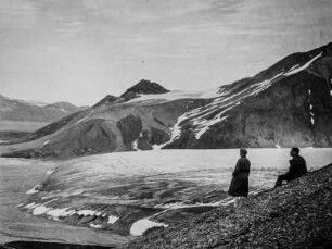 Berglandschaft auf Spitzbergen (HSDG-Spitzbergenfahrt der Monte Cervantes Leonhardt 1928)